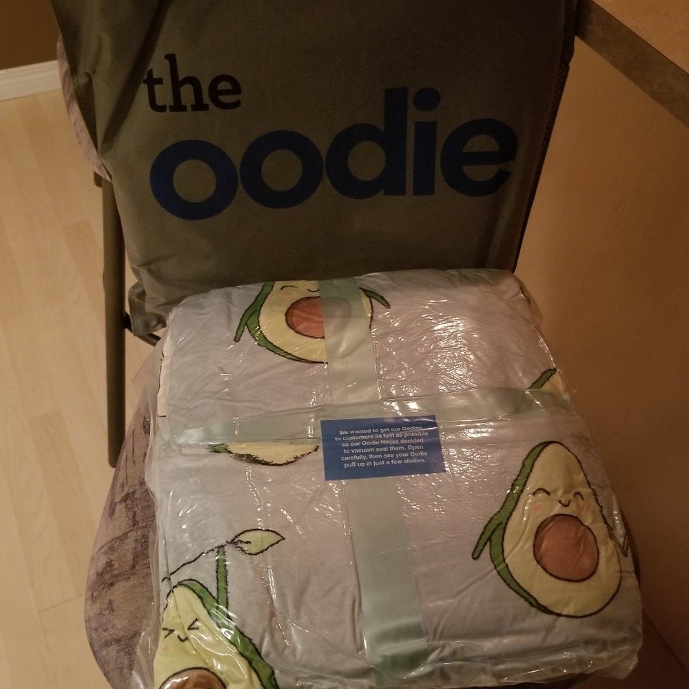 The Oodie- Adult Avocado